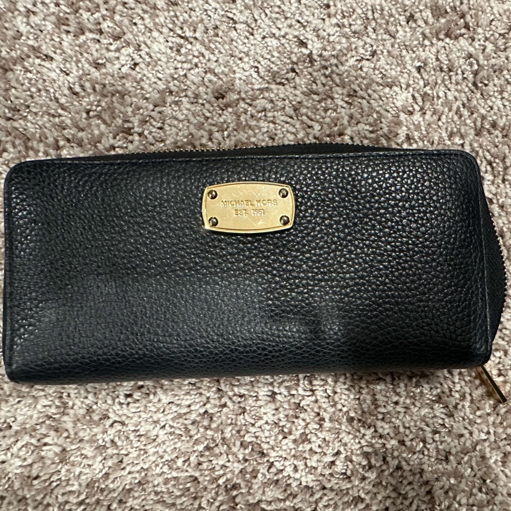 Michael Kora black wallet